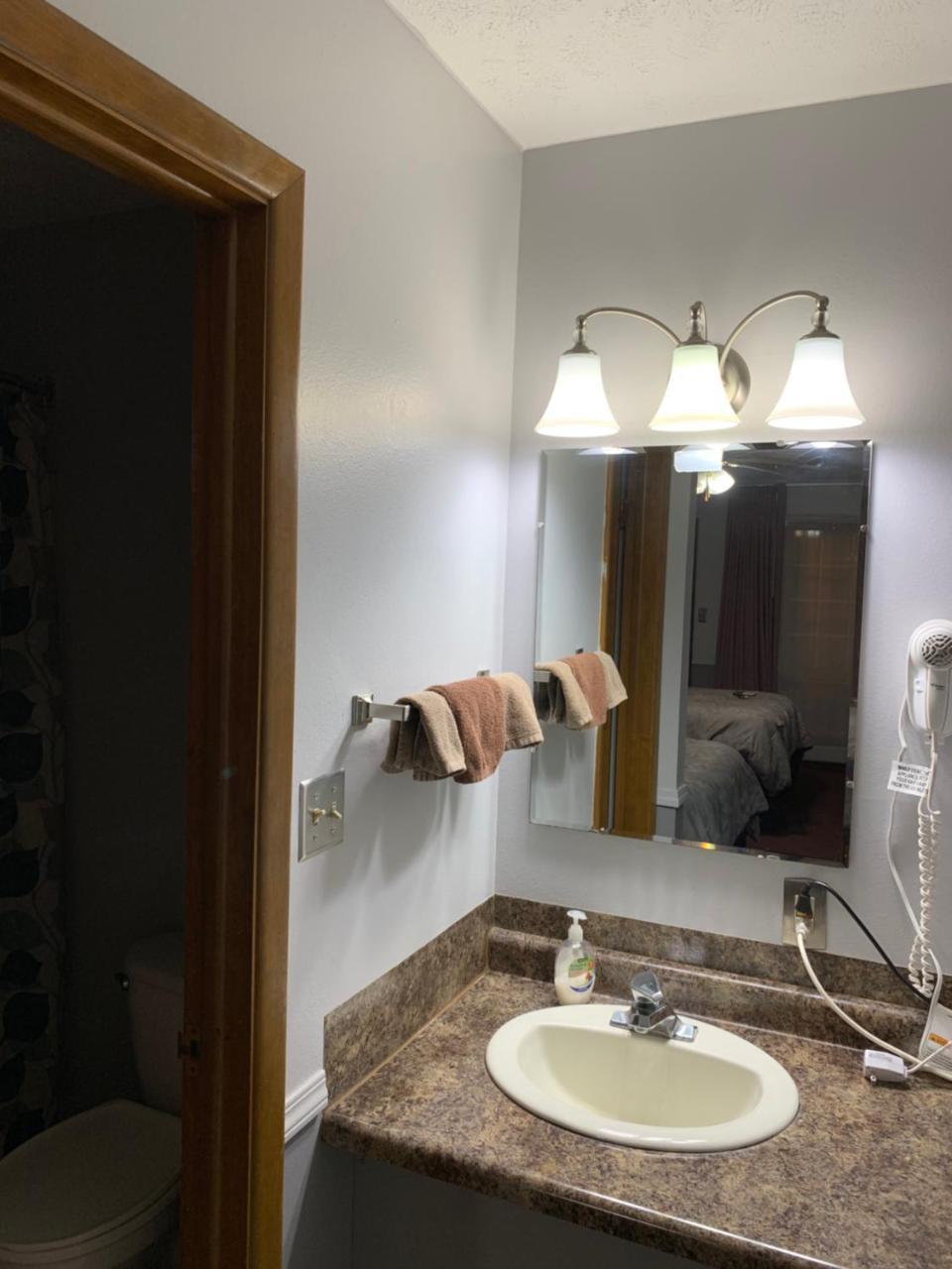 Blue Spruce Motel North Platte Εξωτερικό φωτογραφία